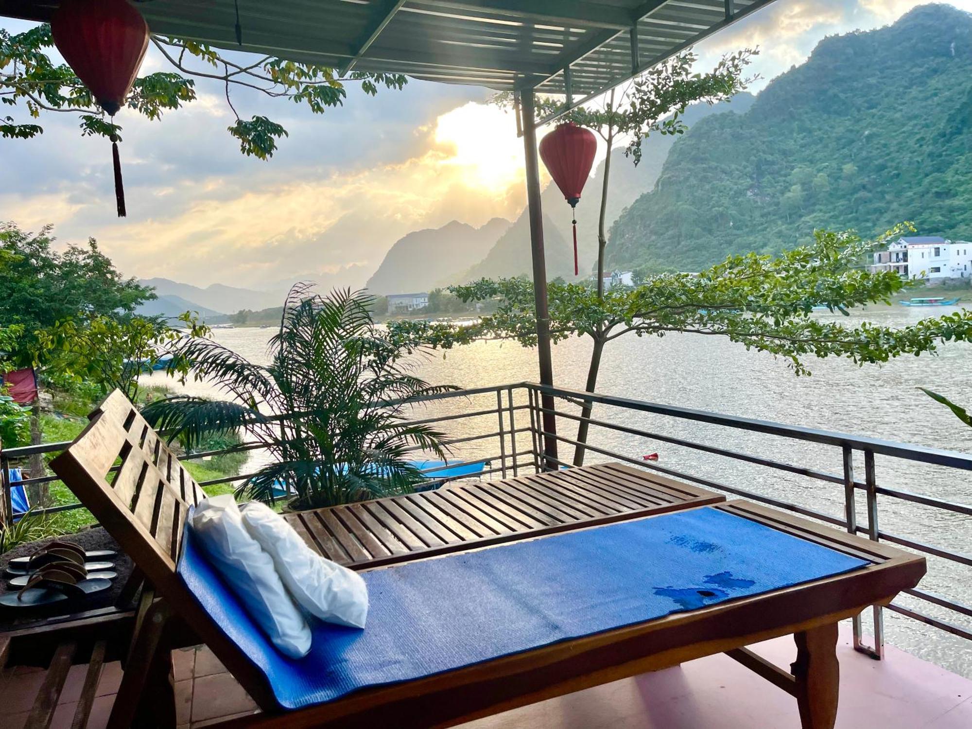 Phong Nha Coco Riverside Exterior photo