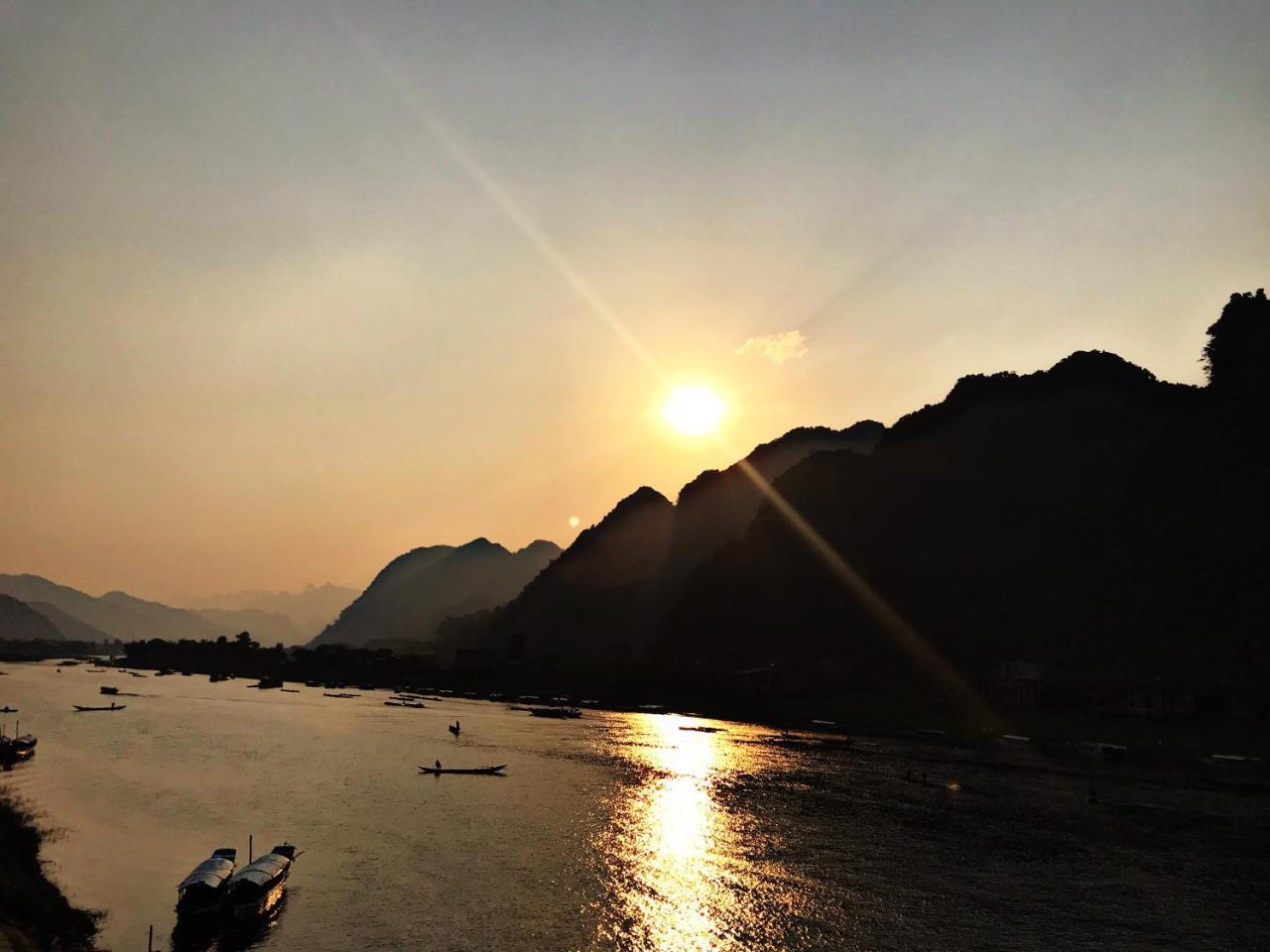 Phong Nha Coco Riverside Exterior photo
