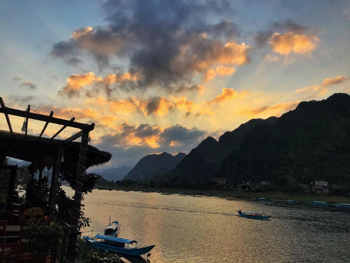 Phong Nha Coco Riverside Exterior photo